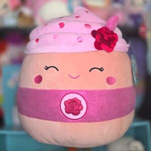 HERMIA 🌹 FTM 14" Rose Water w Velvet Rose Squishmallow NWT